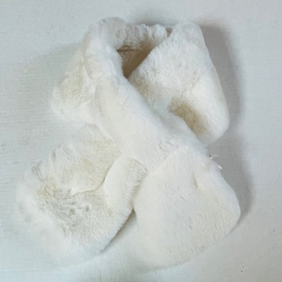 Lauren Conrad White Faux Fur Scarf Neck Wrap Soft  Accessory Fall Winter Warm - Picture 2 of 5